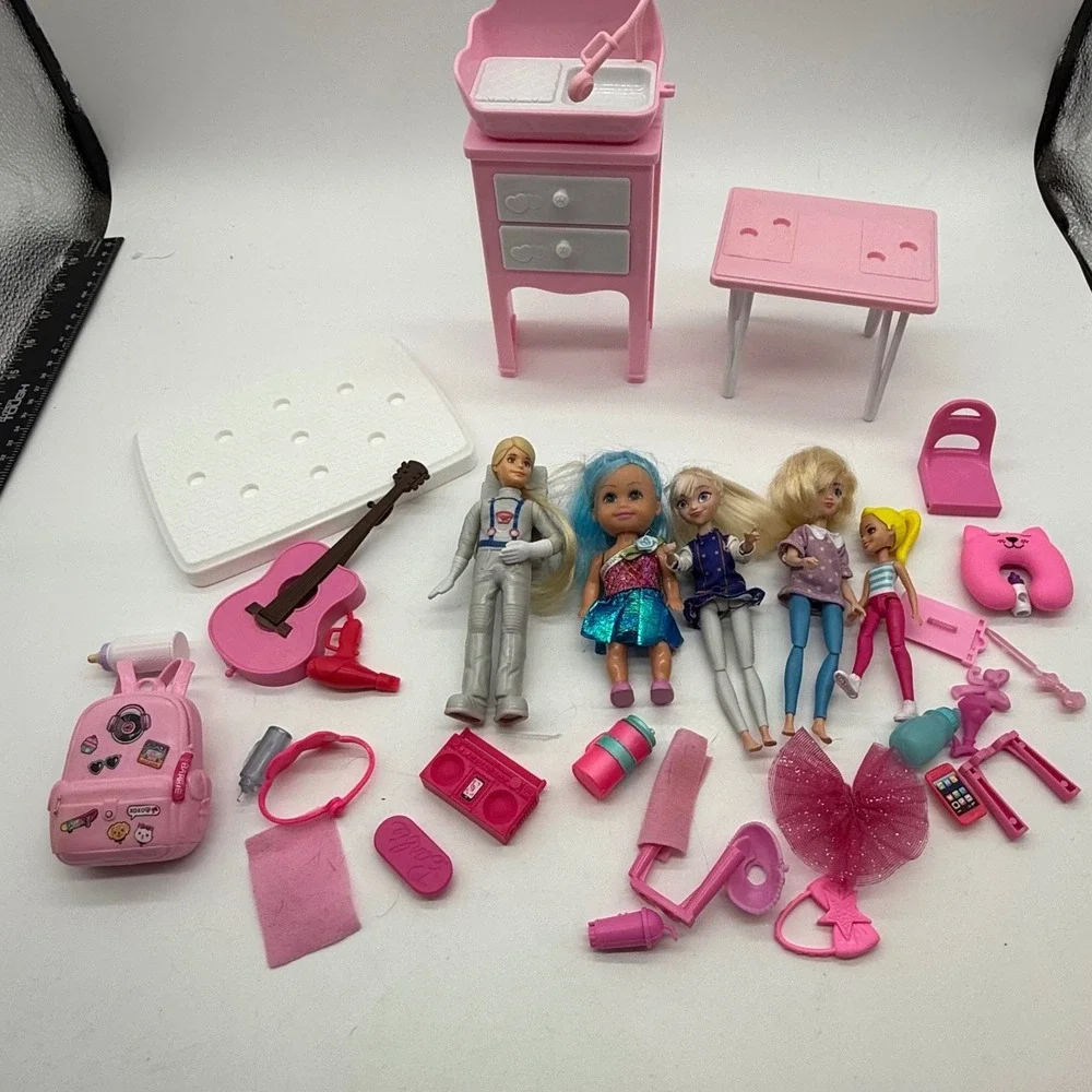 Mattel Barbie Chelsea Doll mixed brand Lot Dolls Furniture Accessories toy lot.